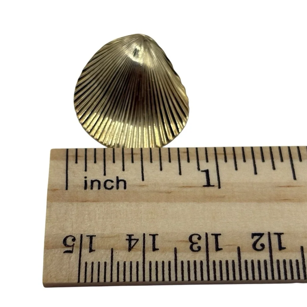 Christian Dior Earrings Sea Shell Clip On Vintage 70s Gold Tone Vacation Germany